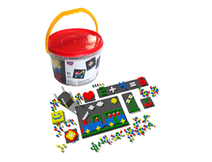 JEU CONSTRUCTION PLASTIQUE 1 SEAU CONTIENT 12 SUPPORTS 812 PICES 5 COLORIS ASSORTIS DS 3 ANS