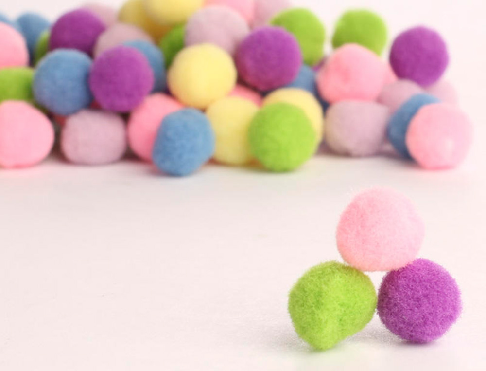 PACK POMPONS SODERTEX PASTEL POLYESTER - 3 TAILLES - 200 PCS - 5 COLORIS