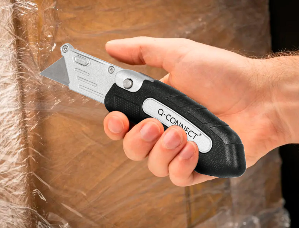 CUTTER XD-925 Q-CONNECT GOMME ET PLASTIQUE ABS LAME INTERCHANGEABLE ACIER CARBONE 19MM MECANISME CHANGEMENT FACILE